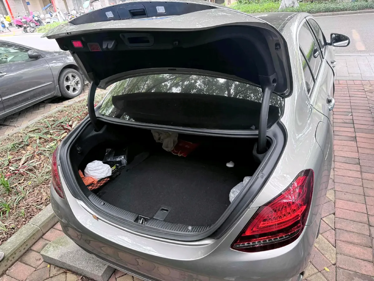 2021 Mercedes-Benz C Class 1.5T 184HP L4 9AT,autocango,china used car exporter,china ev exporter,chinese used car exporter,chinese used ev exporter