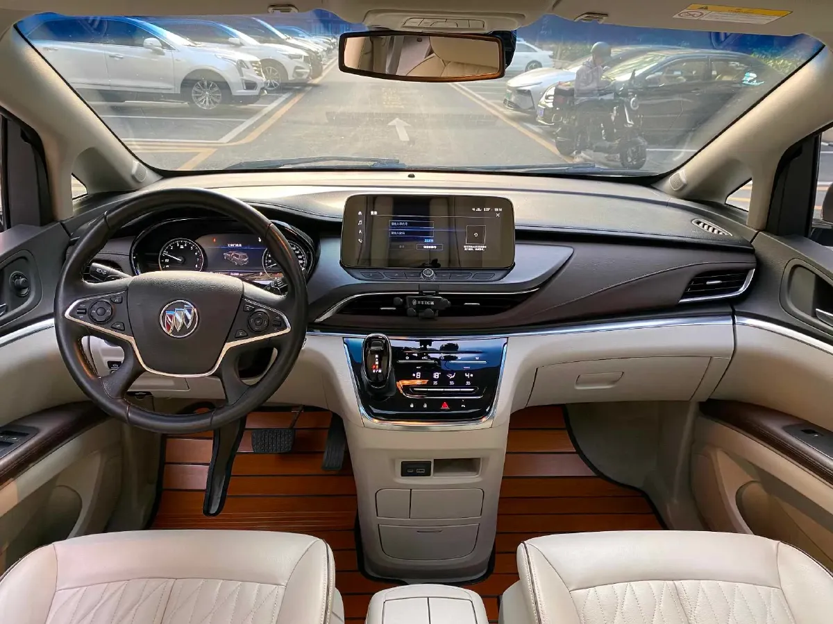 2021 Buick GL8 2.0T 237HP L4 9AT,autocango,china used car exporter,china ev exporter,chinese used car exporter,chinese used ev exporter
