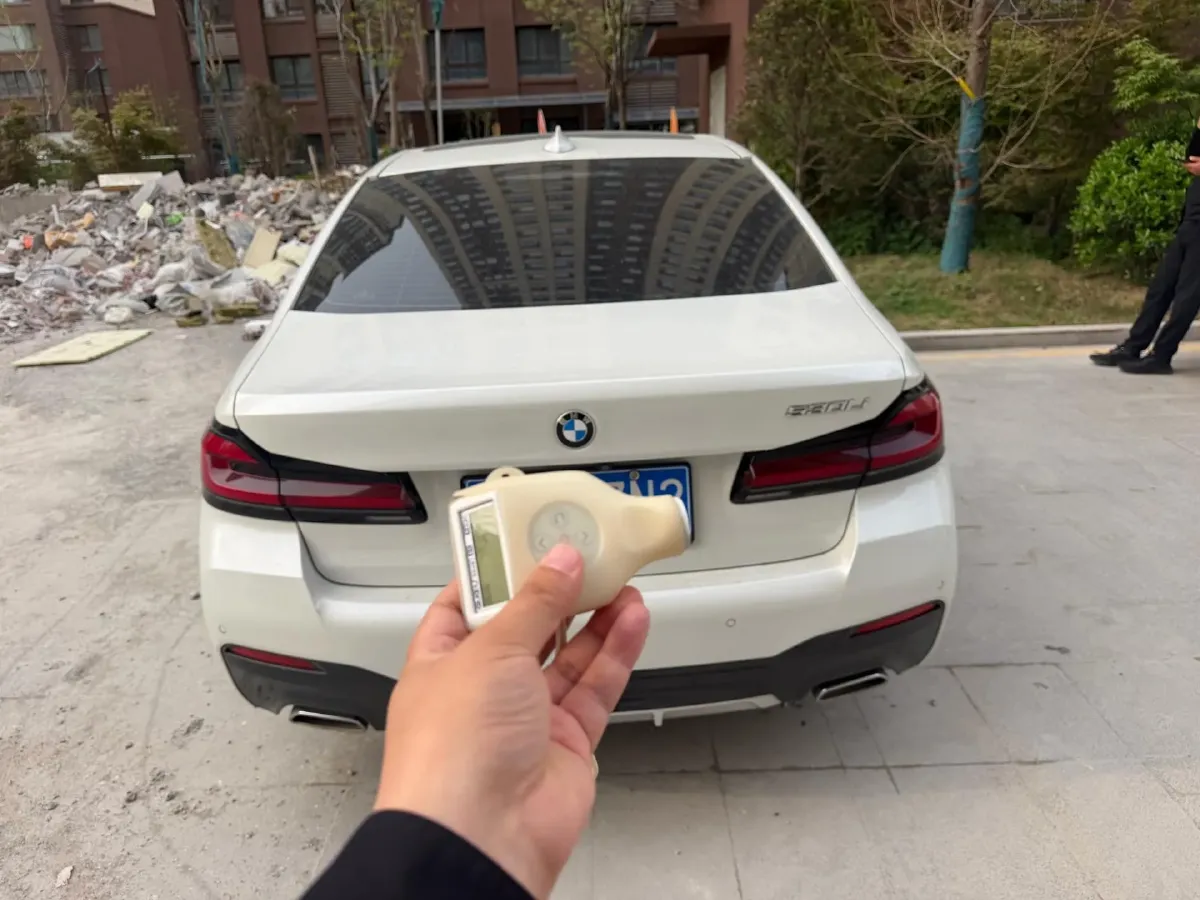2022 BMW 5 Series 2.0T 252HP L4 8AT,autocango,china used car exporter,china ev exporter,chinese used car exporter,chinese used ev exporter