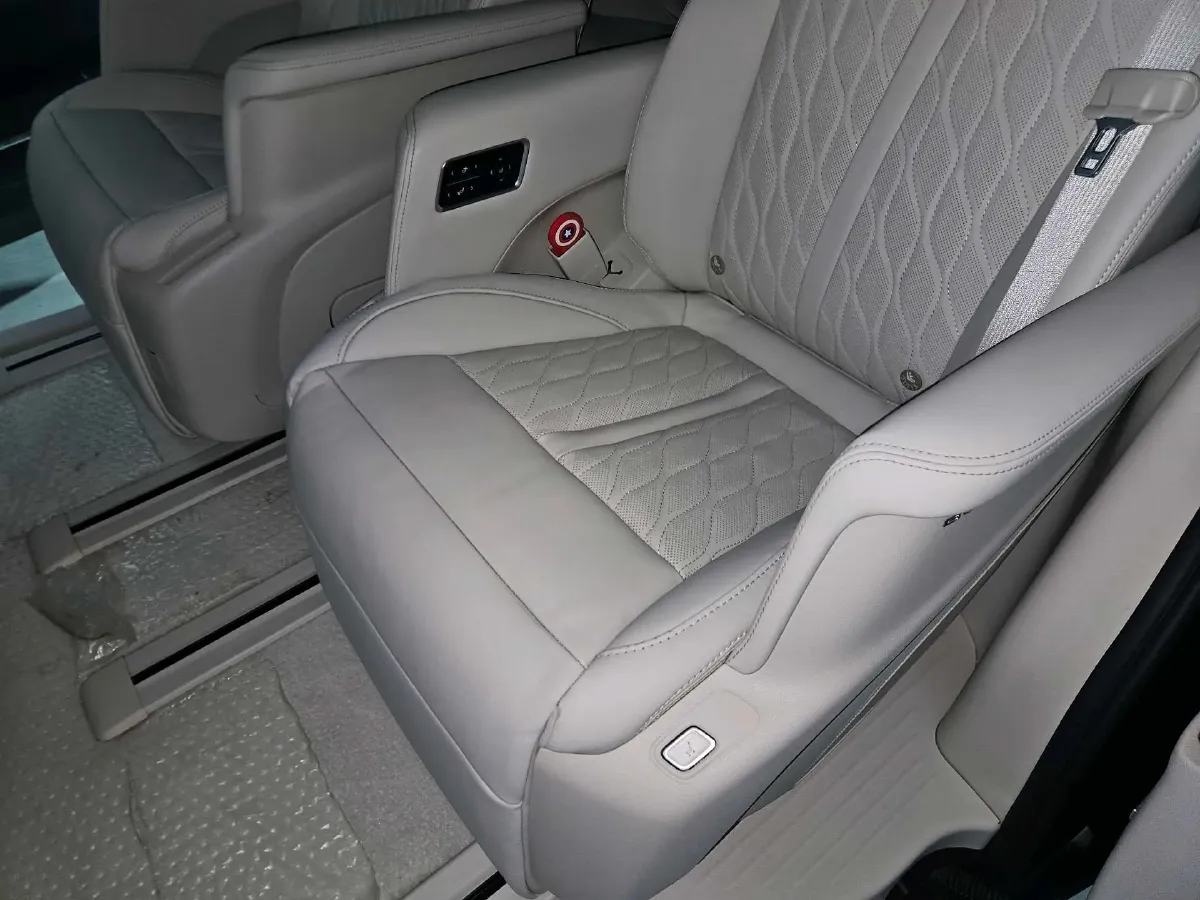 2021 Buick GL8 2.0T 237HP L4 9AT,autocango,china used car exporter,china ev exporter,chinese used car exporter,chinese used ev exporter