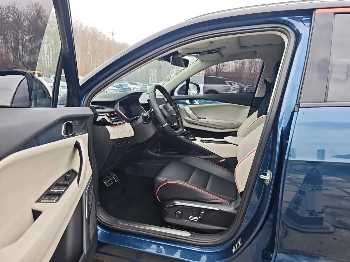 2020 LYNK&CO 06 1.5T 177HP L3 7DCT,autocango,china used car exporter,china ev exporter,chinese used car exporter,chinese used ev exporter