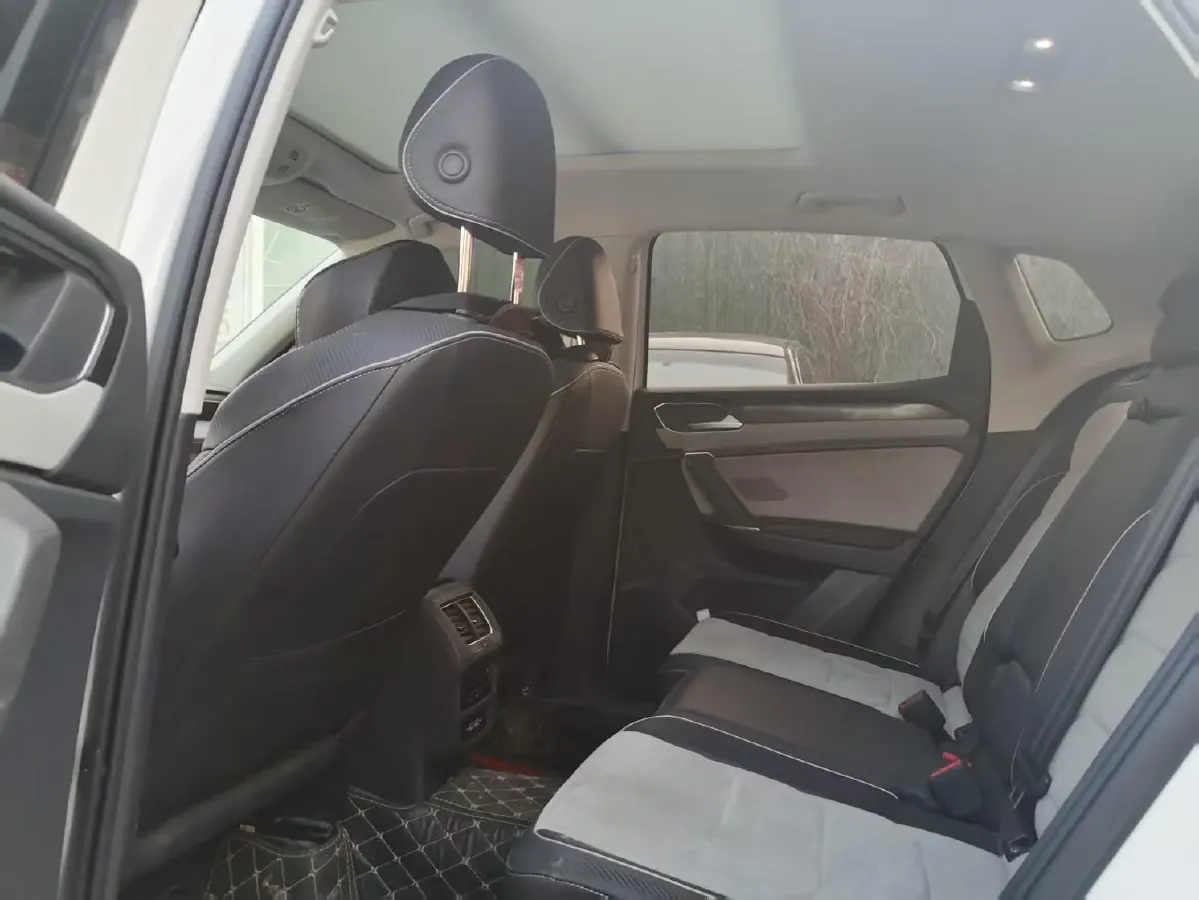 2023 Volkswagen Tayron X 2.0T 186HP L4 7DCT,autocango,china used car exporter,china ev exporter,chinese used car exporter,chinese used ev exporter