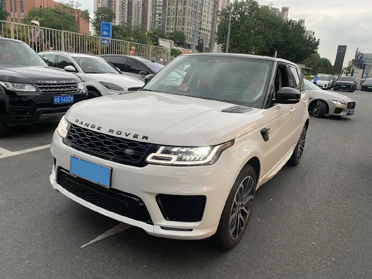 2022 Land Rover Range Rover Sport 3.0T 360HP L6 8AT,autocango,china used car exporter,china ev exporter,chinese used car exporter,chinese used ev exporter