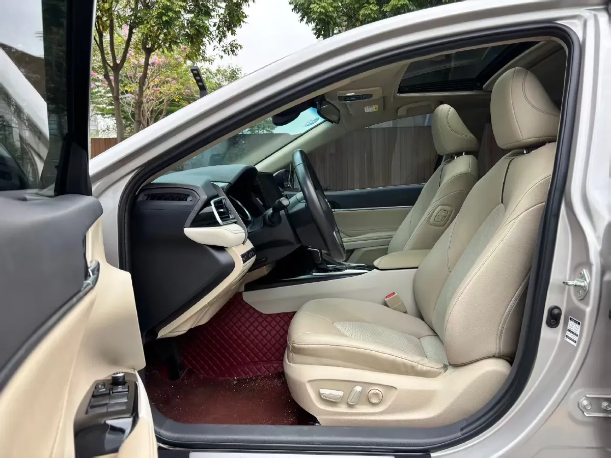 2021 Toyota Camry 2.0L 178HP L4 CVT,autocango,china used car exporter,china ev exporter,chinese used car exporter,chinese used ev exporter