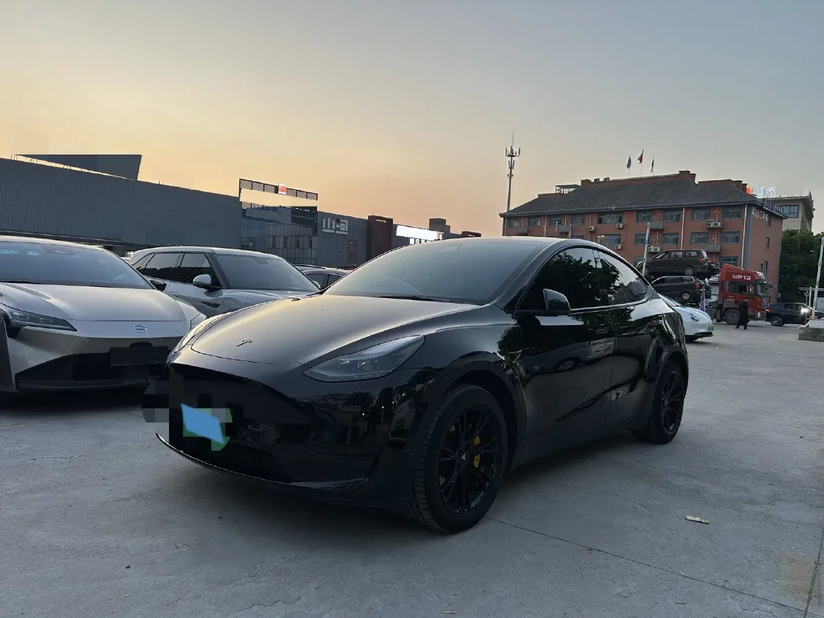 2022 Tesla Model Y BEV 60KWH,autocango,china used car exporter,china ev exporter,chinese used car exporter,chinese used ev exporter