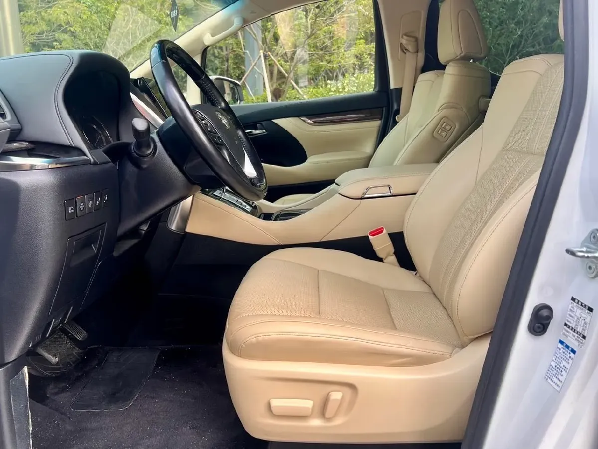 2020 Toyota Alphard 2.5L 117HP L4 E-CVT Hybrid,autocango,china used car exporter,china ev exporter,chinese used car exporter,chinese used ev exporter