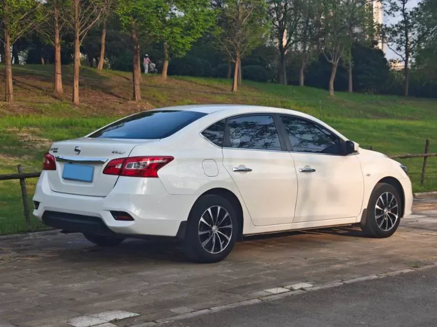 2021 Nissan Sylphy 1.6L 122HP L4 CVT,autocango,china used car exporter,china ev exporter,chinese used car exporter,chinese used ev exporter