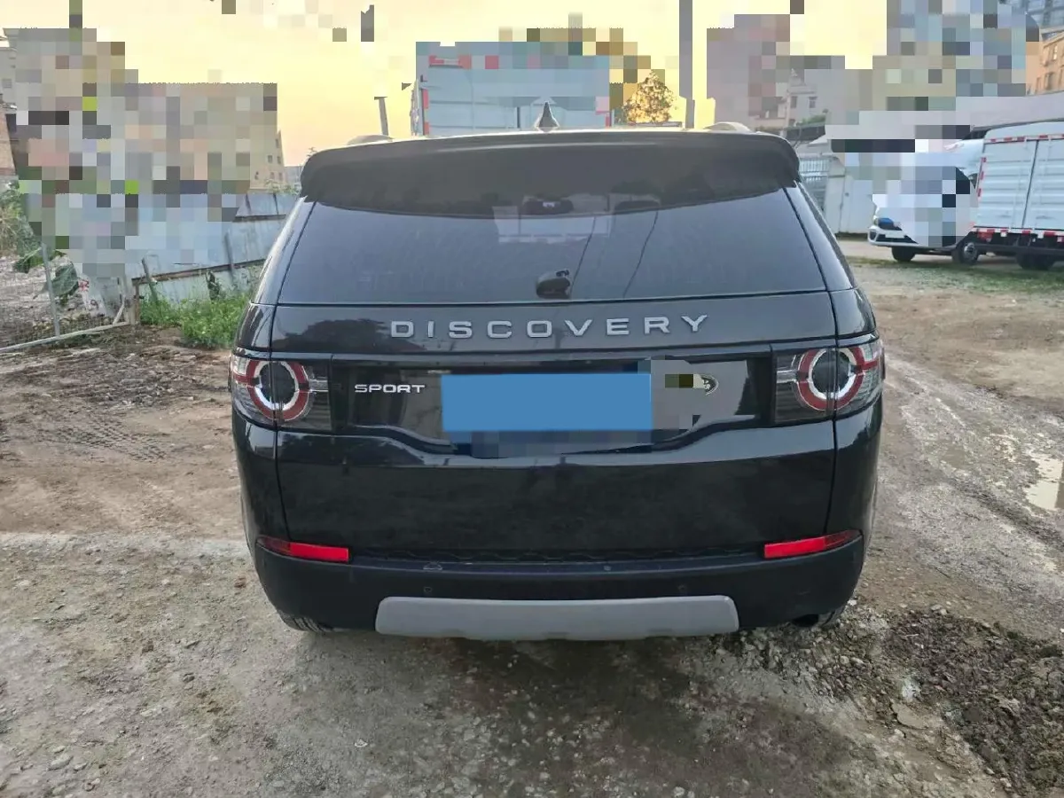 2018 Land Rover Discovery Sport 2.0T 241HP L4 9AT,autocango,china used car exporter,china ev exporter,chinese used car exporter,chinese used ev exporter