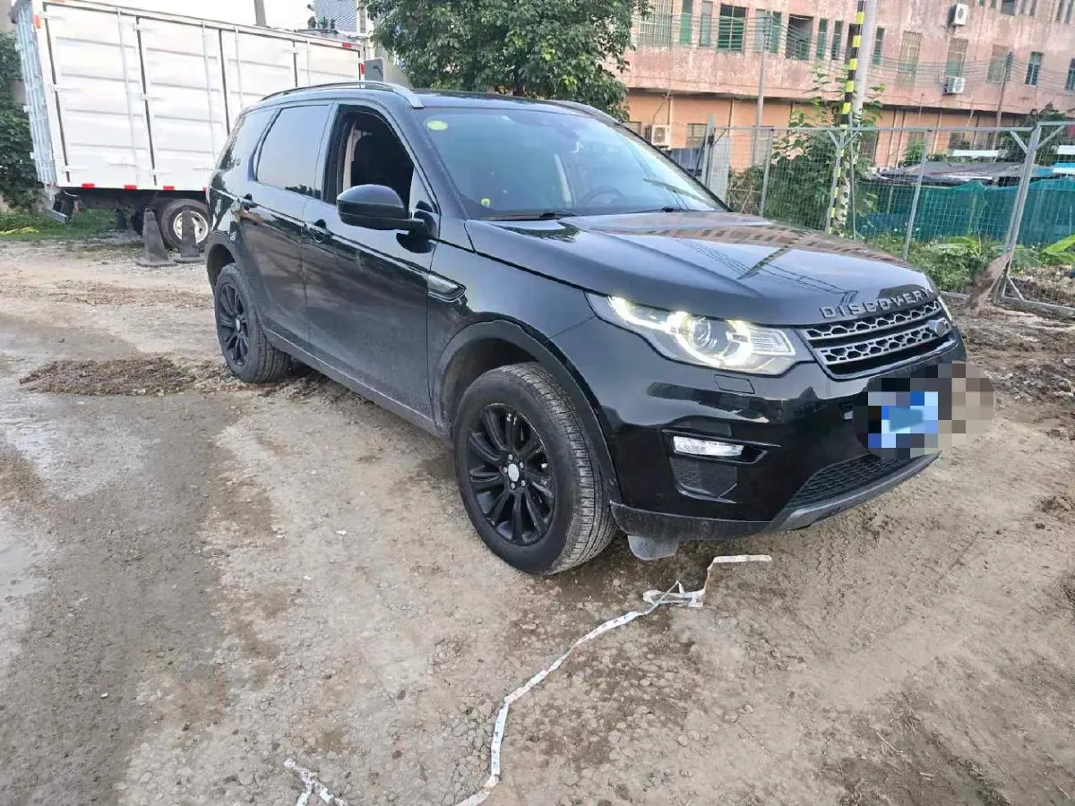 2018 Land Rover Discovery Sport 2.0T 241HP L4 9AT,autocango,china used car exporter,china ev exporter,chinese used car exporter,chinese used ev exporter