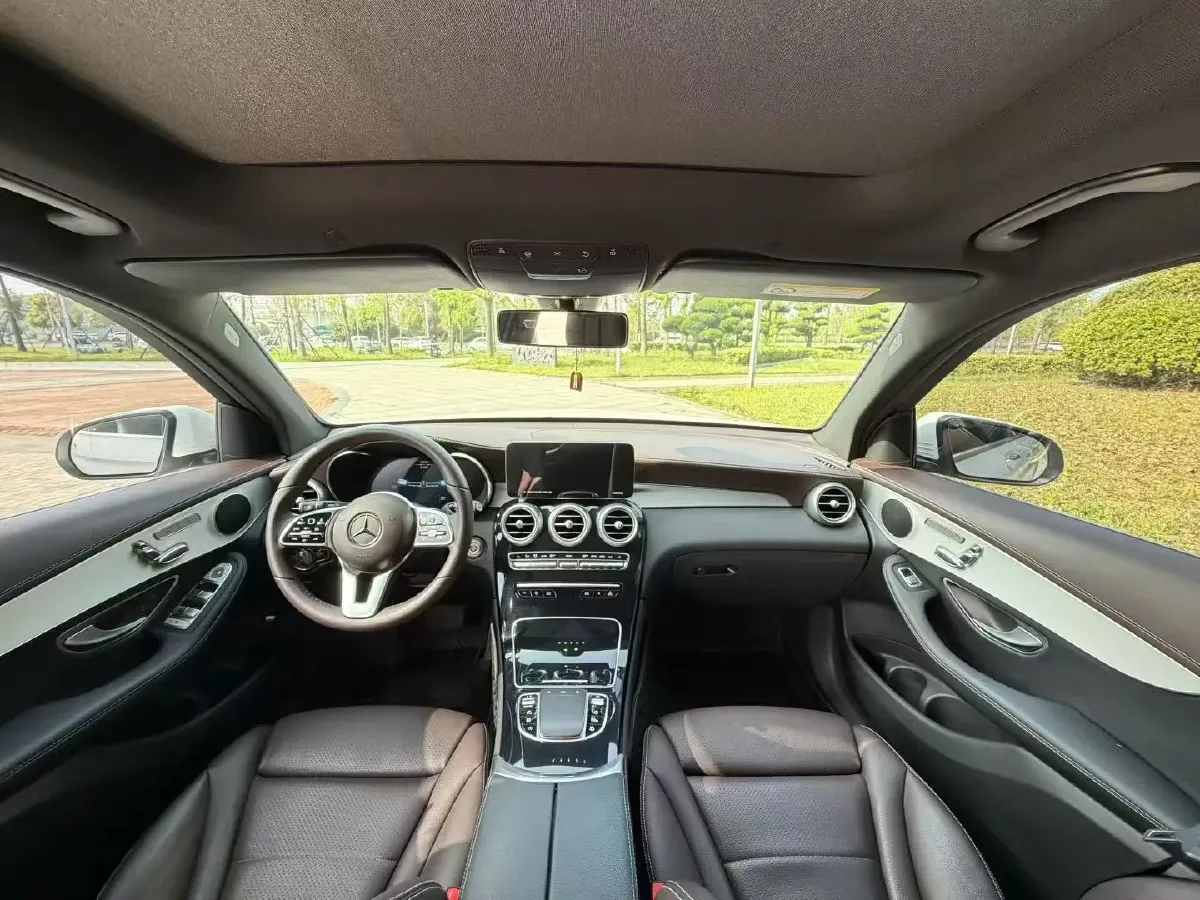 2022 Mercedes-Benz GLC Class 2.0T 197HP L4 9AT,autocango,china used car exporter,china ev exporter,chinese used car exporter,chinese used ev exporter