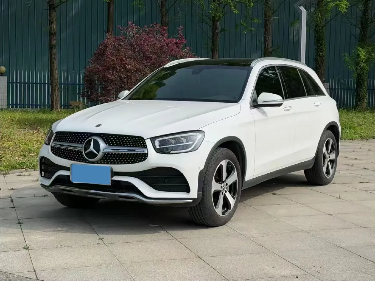 2022 Mercedes-Benz GLC Class 2.0T 197HP L4 9AT,autocango,china used car exporter,china ev exporter,chinese used car exporter,chinese used ev exporter
