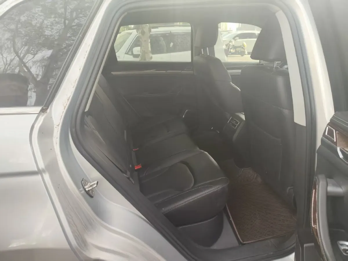 2017 Zotye Damy X7 1.8T 177HP L4 5MT,autocango,china used car exporter,china ev exporter,chinese used car exporter,chinese used ev exporter