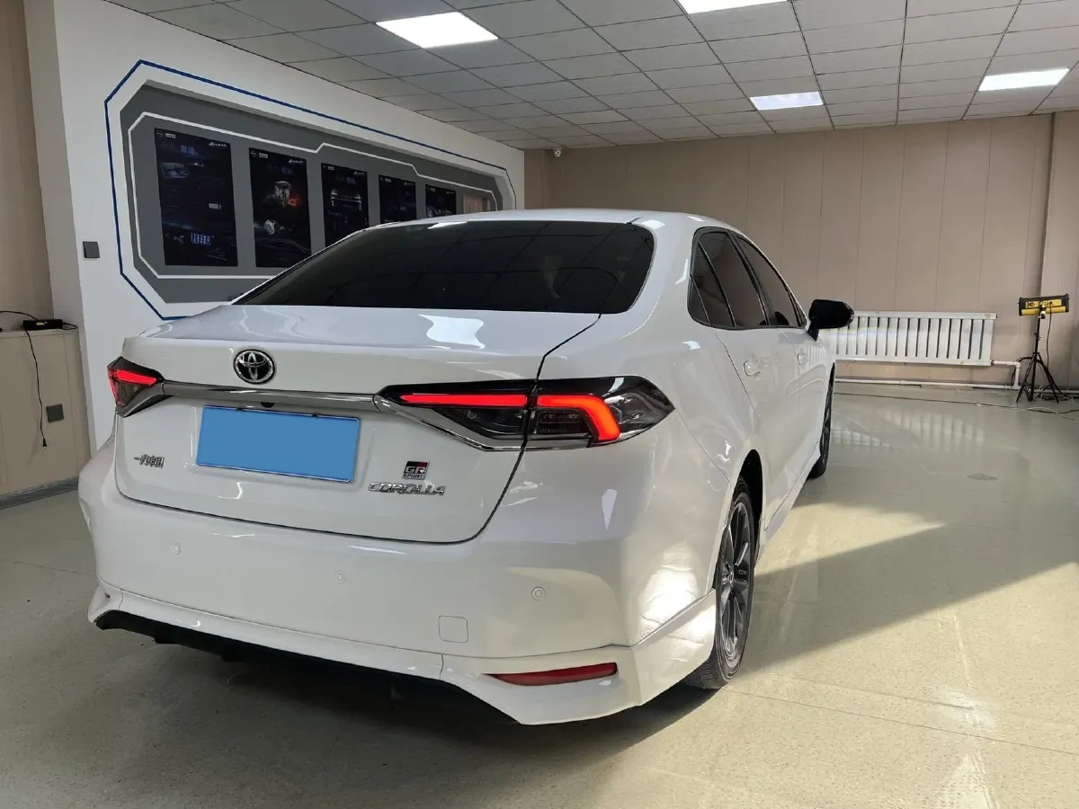2021 Toyota Corolla 1.5L 121HP L3 CVT,autocango,china used car exporter,china ev exporter,chinese used car exporter,chinese used ev exporter
