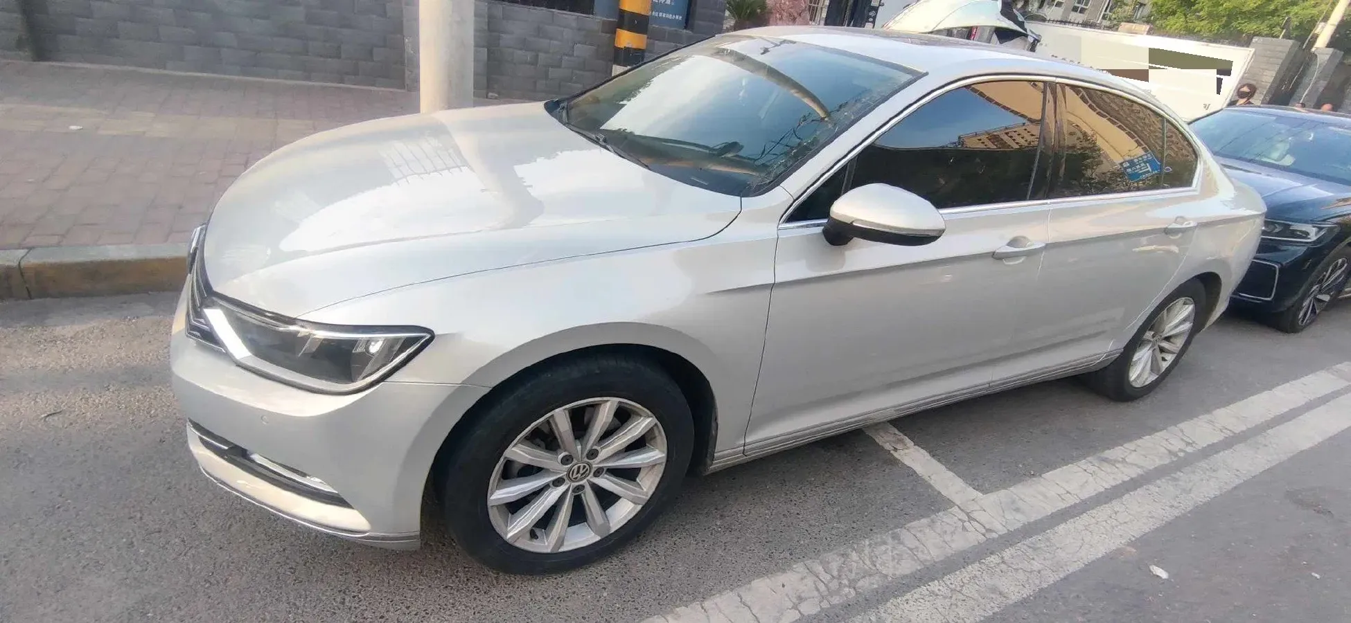 2018 Volkswagen Magotan 1.8T 180HP L4 7DCT,autocango,china used car exporter,china ev exporter,chinese used car exporter,chinese used ev exporter