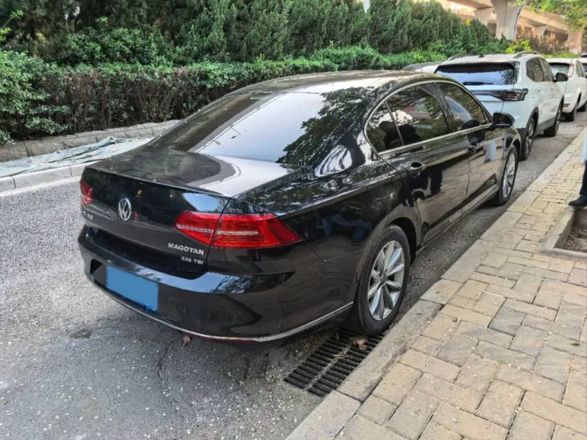 2018 Volkswagen Magotan 1.8T 180HP L4 7DCT,autocango,china used car exporter,china ev exporter,chinese used car exporter,chinese used ev exporter