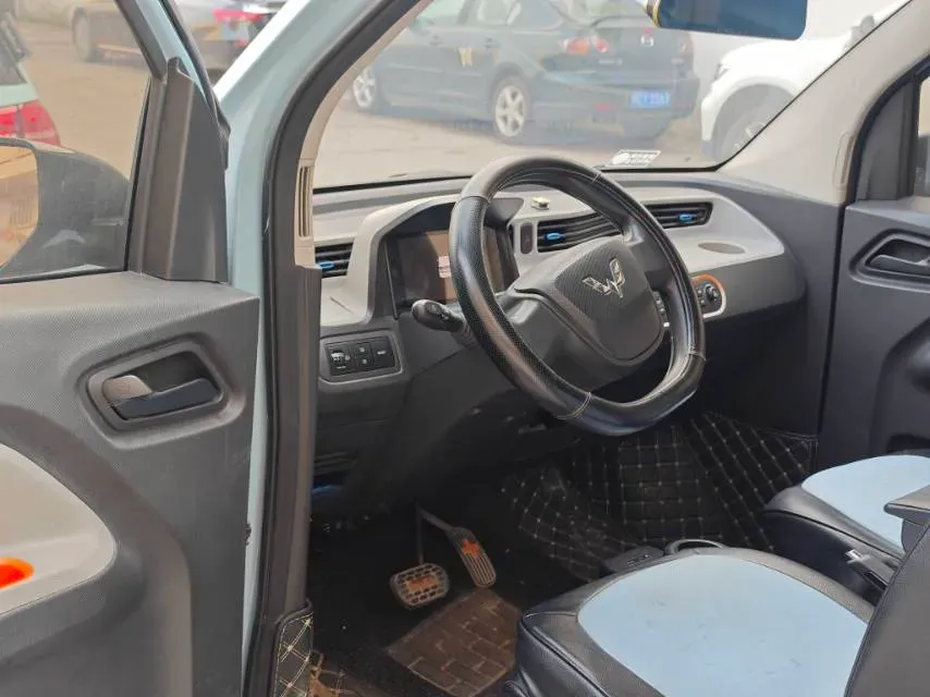 2020 WuLing HongGuang MINI EV BEV 13.8KWH,autocango,china used car exporter,china ev exporter,chinese used car exporter,chinese used ev exporter