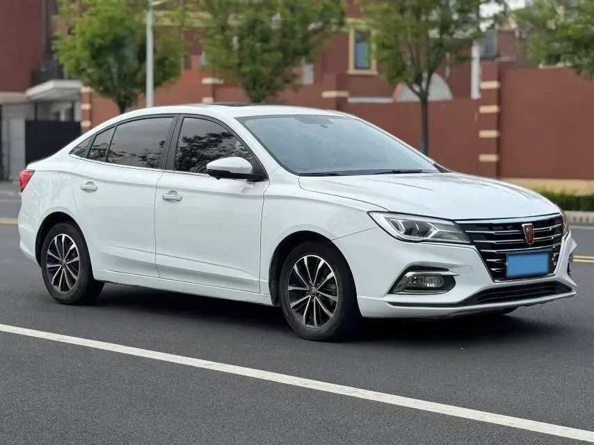 2020 Roewe i5 1.5L 120HP L4 CVT,autocango,china used car exporter,china ev exporter,chinese used car exporter,chinese used ev exporter
