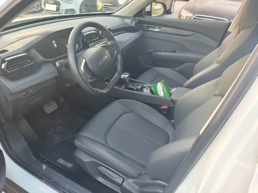 2023 DongFeng Aeolus YiXuan 1.5L 125HP L4 6DCT,autocango,china used car exporter,china ev exporter,chinese used car exporter,chinese used ev exporter