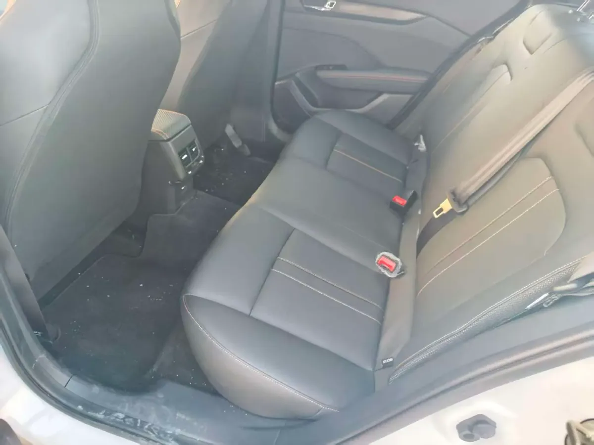 2023 DongFeng Aeolus YiXuan 1.5L 125HP L4 6DCT,autocango,china used car exporter,china ev exporter,chinese used car exporter,chinese used ev exporter