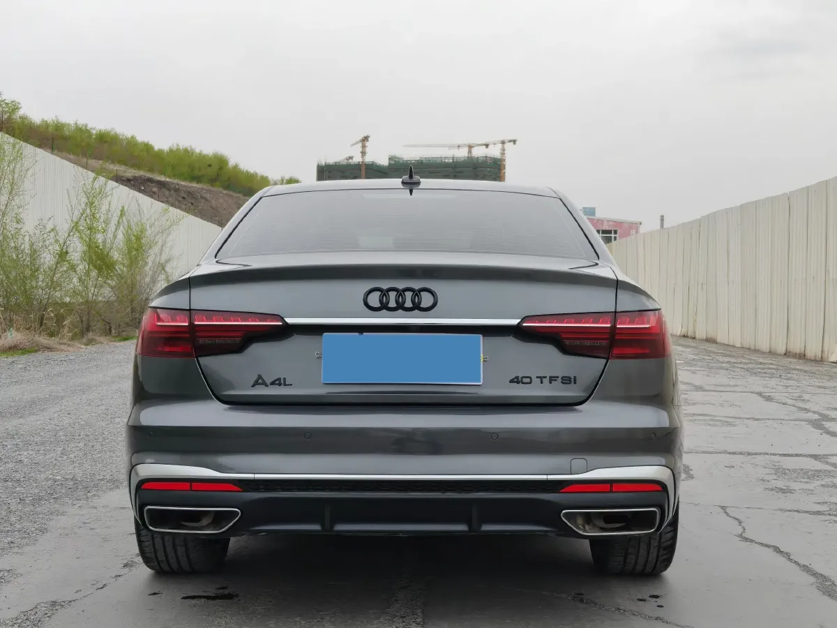 2020 Audi A4L 2.0T 190HP L4 7DCT,autocango,china used car exporter,china ev exporter,chinese used car exporter,chinese used ev exporter