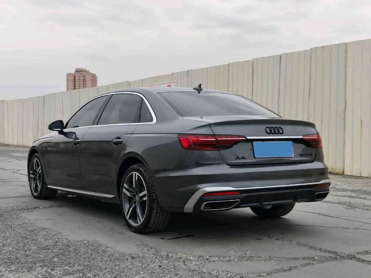 2020 Audi A4L 2.0T 190HP L4 7DCT,autocango,china used car exporter,china ev exporter,chinese used car exporter,chinese used ev exporter