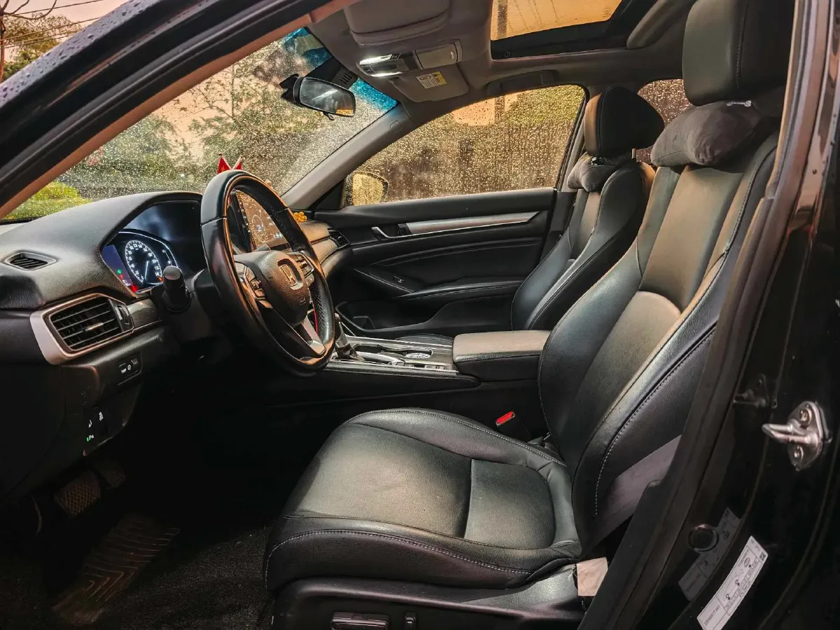 2018 Honda Accord 1.5T 194HP L4 CVT,autocango,china used car exporter,china ev exporter,chinese used car exporter,chinese used ev exporter