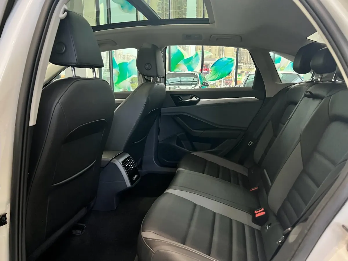 2022 Volkswagen Sagitar 1.4T 150HP L4 7DCT,autocango,china used car exporter,china ev exporter,chinese used car exporter,chinese used ev exporter