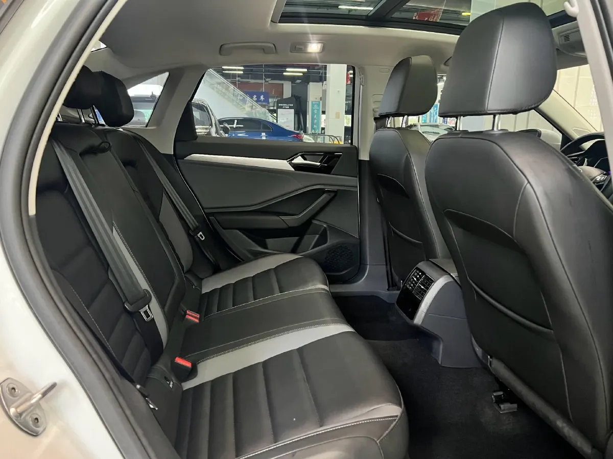 2022 Volkswagen Sagitar 1.4T 150HP L4 7DCT,autocango,china used car exporter,china ev exporter,chinese used car exporter,chinese used ev exporter