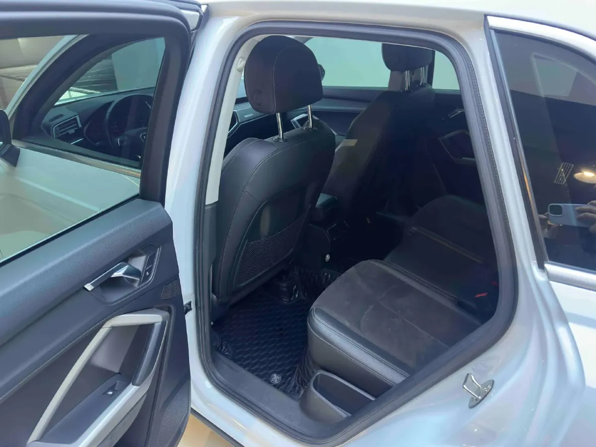 2021 Audi Q3 1.4T 150HP L4 7DCT,autocango,china used car exporter,china ev exporter,chinese used car exporter,chinese used ev exporter