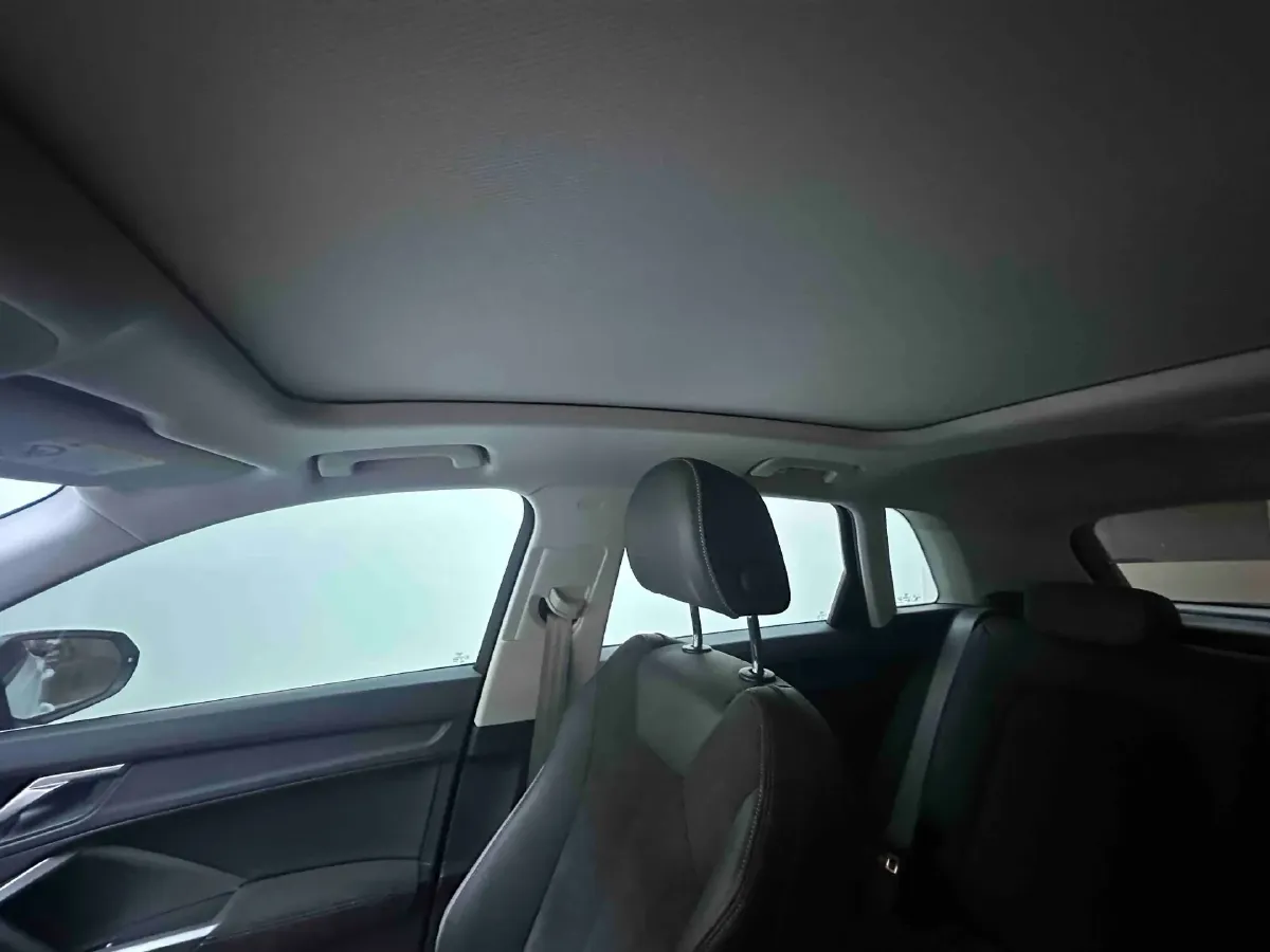 2021 Audi Q3 1.4T 150HP L4 7DCT,autocango,china used car exporter,china ev exporter,chinese used car exporter,chinese used ev exporter