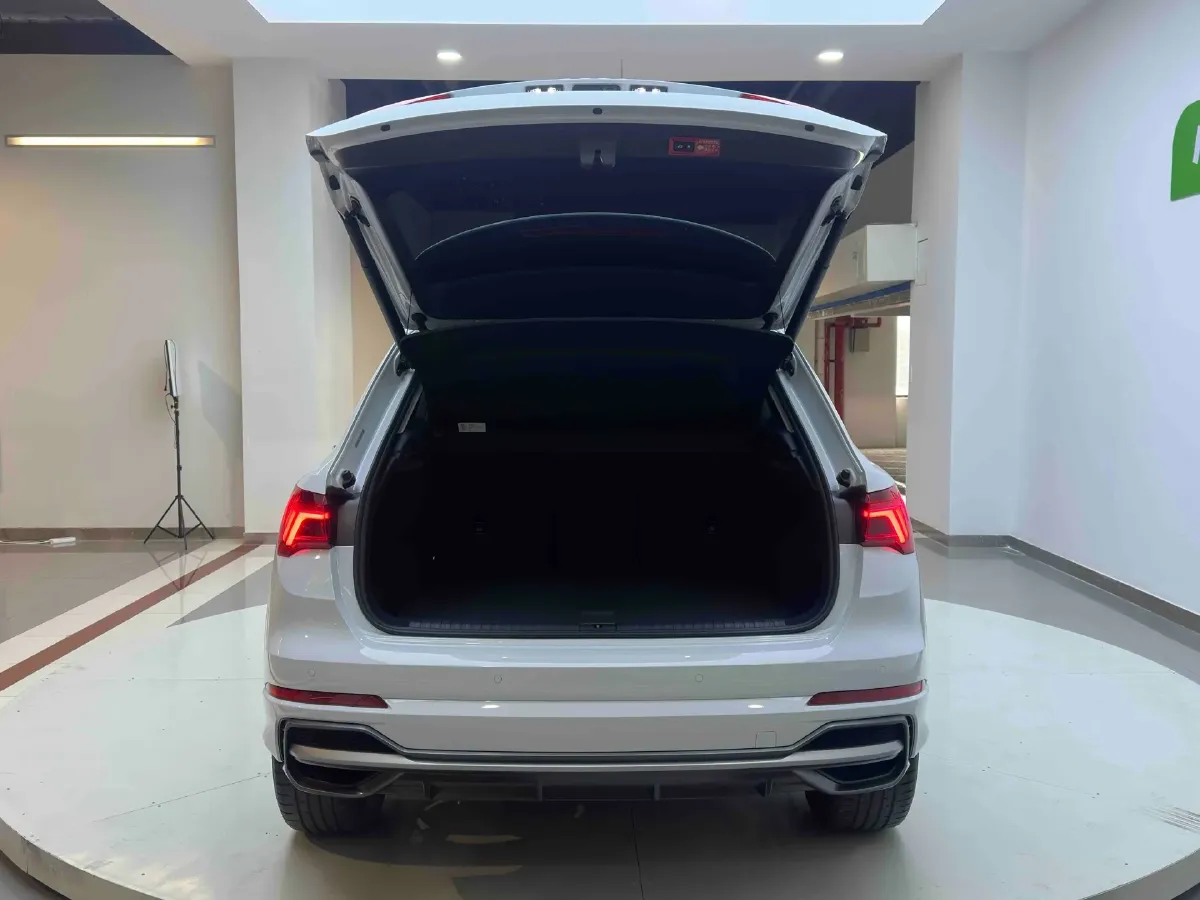 2021 Audi Q3 1.4T 150HP L4 7DCT,autocango,china used car exporter,china ev exporter,chinese used car exporter,chinese used ev exporter