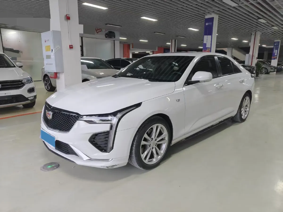 2021 Cadillac CT4 2.0T 237HP L4 8AT,autocango,china used car exporter,china ev exporter,chinese used car exporter,chinese used ev exporter