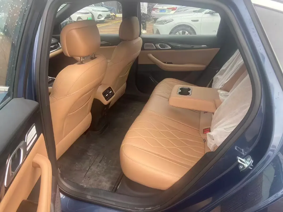 2025 Geely Galaxy A7 1.5L 112HP L4 1DHT PHEV,autocango,china used car exporter,china ev exporter,chinese used car exporter,chinese used ev exporter
