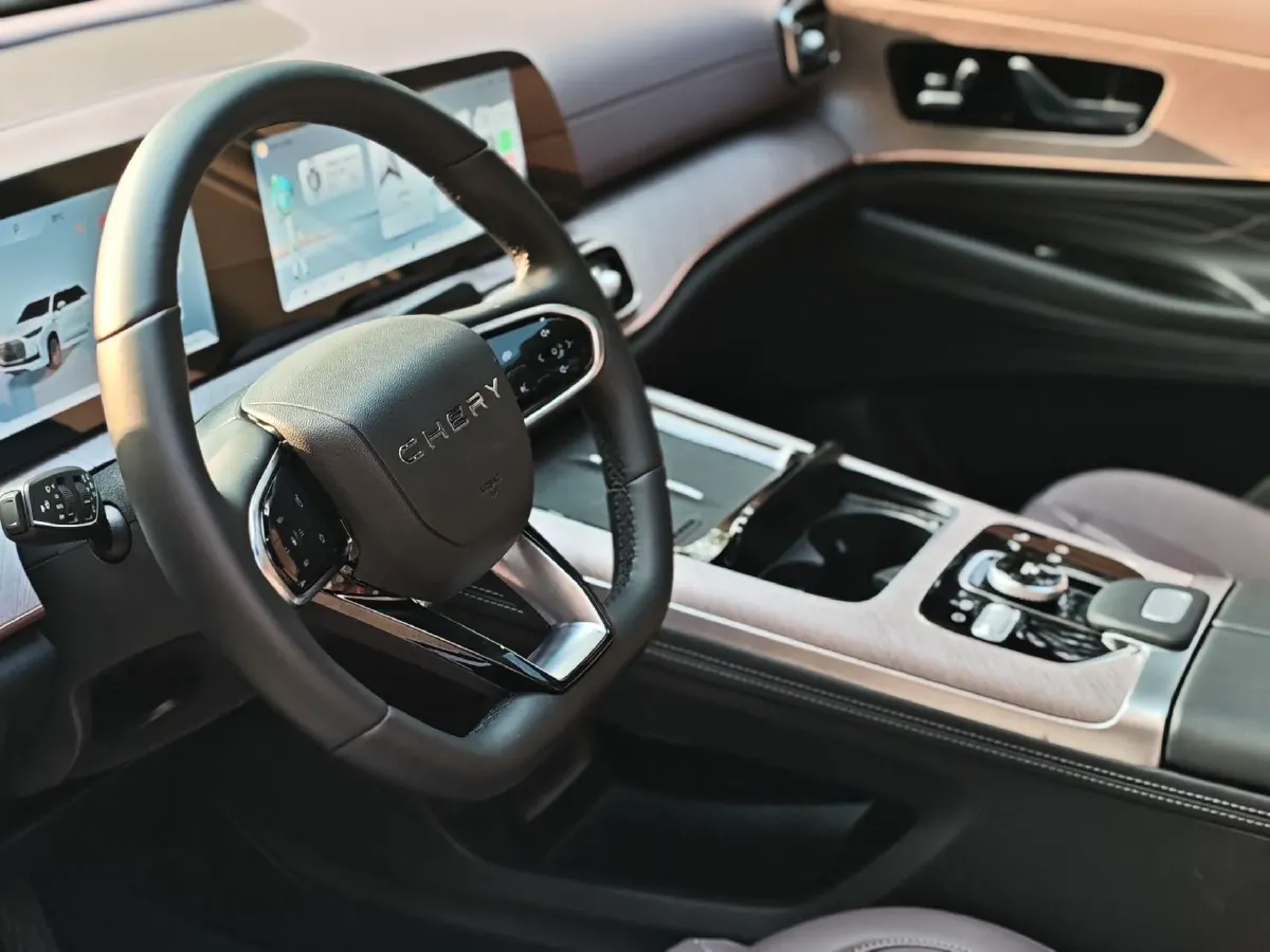 2025 Chery Tiggo 9 2.0T 261HP L4 8AT,autocango,china used car exporter,china ev exporter,chinese used car exporter,chinese used ev exporter