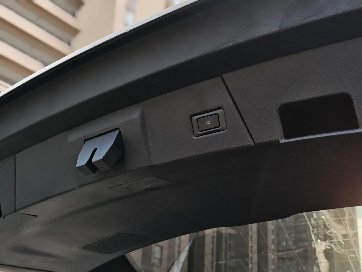 2025 Chery Tiggo 9 2.0T 261HP L4 8AT,autocango,china used car exporter,china ev exporter,chinese used car exporter,chinese used ev exporter