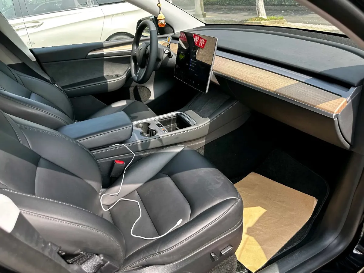 2022 Tesla Model Y BEV 60KWH,autocango,china used car exporter,china ev exporter,chinese used car exporter,chinese used ev exporter