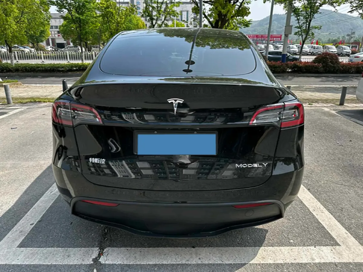 2022 Tesla Model Y BEV 60KWH,autocango,china used car exporter,china ev exporter,chinese used car exporter,chinese used ev exporter