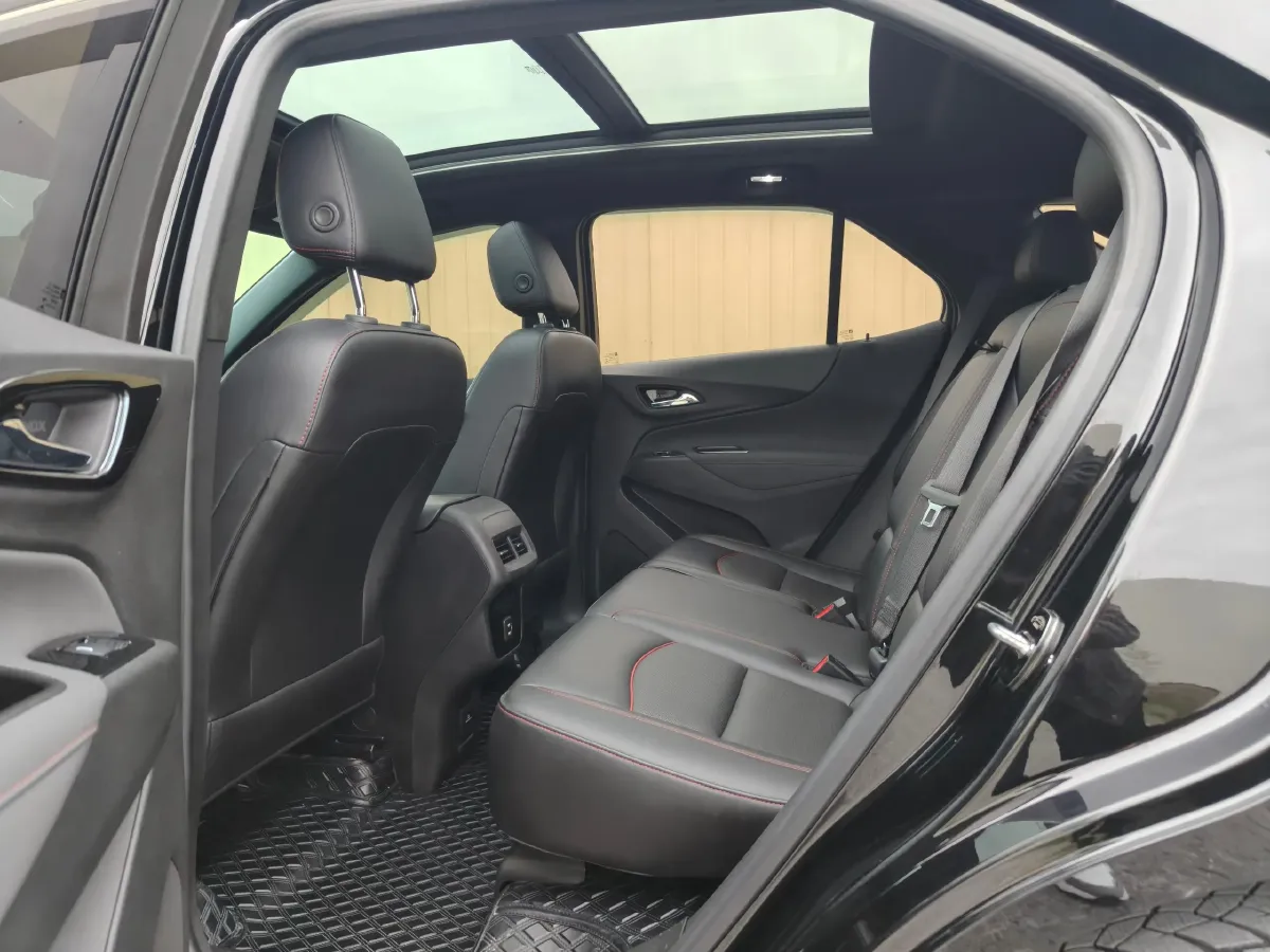 2022 Chevrolet Equinox 2.0T 237HP L4 9AT,autocango,china used car exporter,china ev exporter,chinese used car exporter,chinese used ev exporter