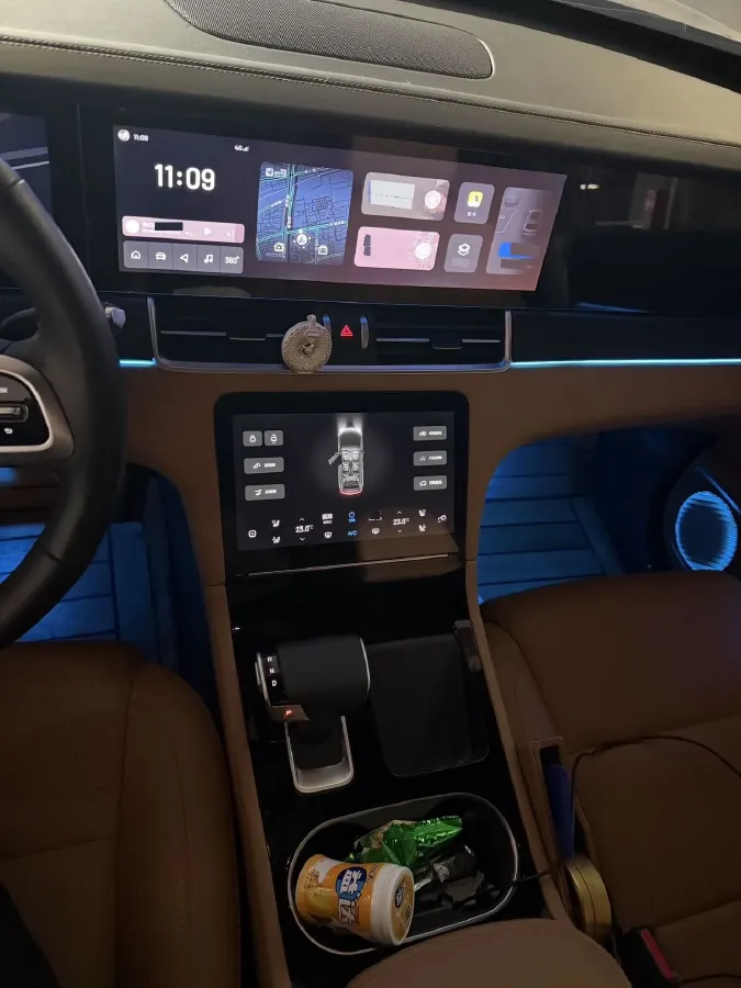 2021 Li ONE Range Extended 131HP REEV 40.5KWH,autocango,china used car exporter,china ev exporter,chinese used car exporter,chinese used ev exporter