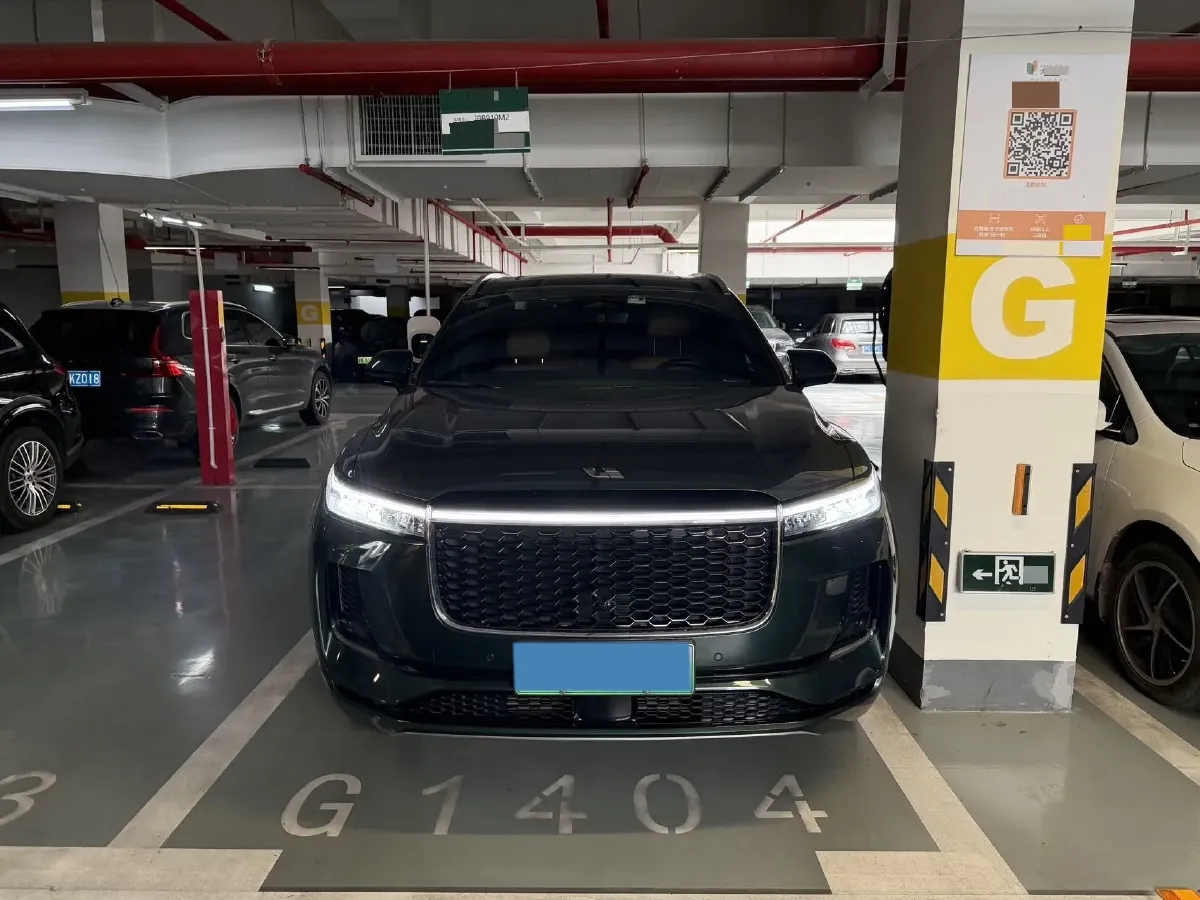 2021 Li ONE Range Extended 131HP REEV 40.5KWH,autocango,china used car exporter,china ev exporter,chinese used car exporter,chinese used ev exporter