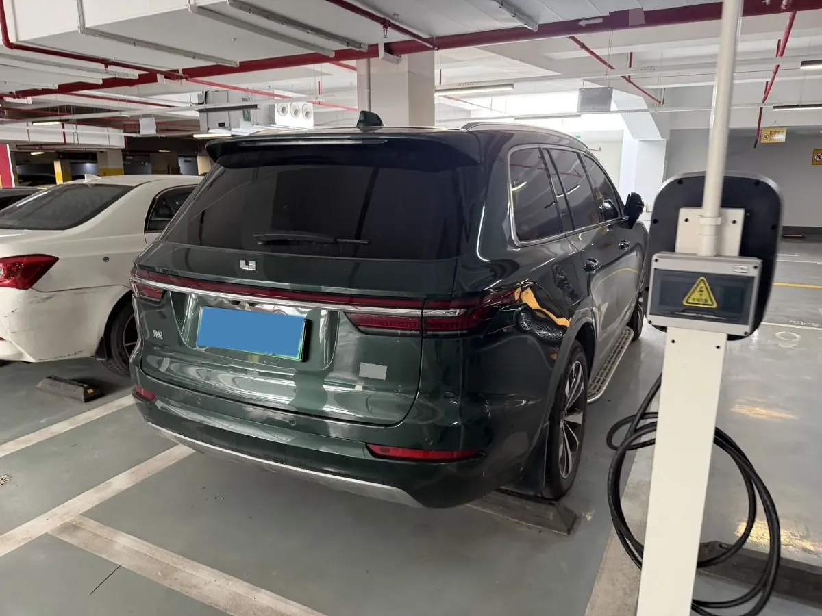 2021 Li ONE Range Extended 131HP REEV 40.5KWH,autocango,china used car exporter,china ev exporter,chinese used car exporter,chinese used ev exporter