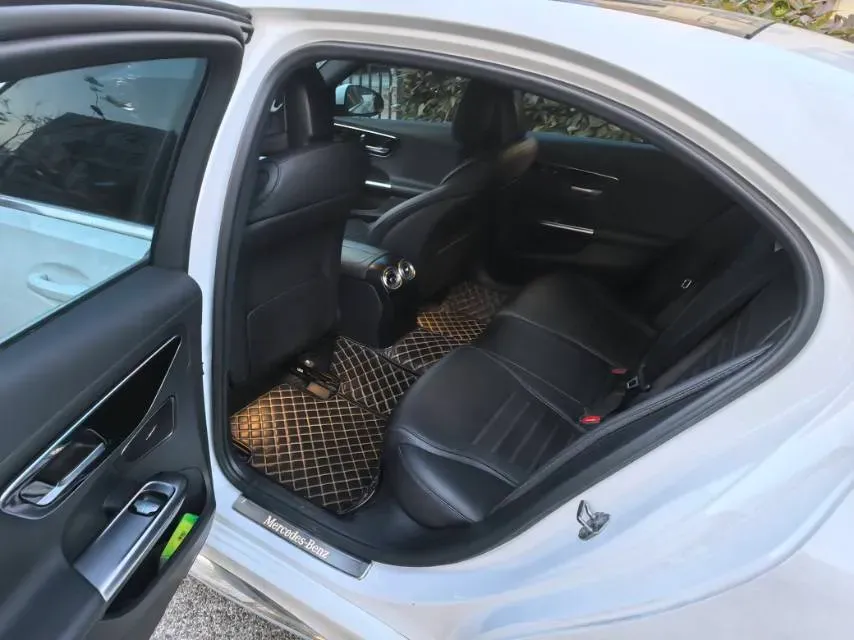 2023 Mercedes-Benz C Class 1.5T 204HP L4 9AT,autocango,china used car exporter,china ev exporter,chinese used car exporter,chinese used ev exporter