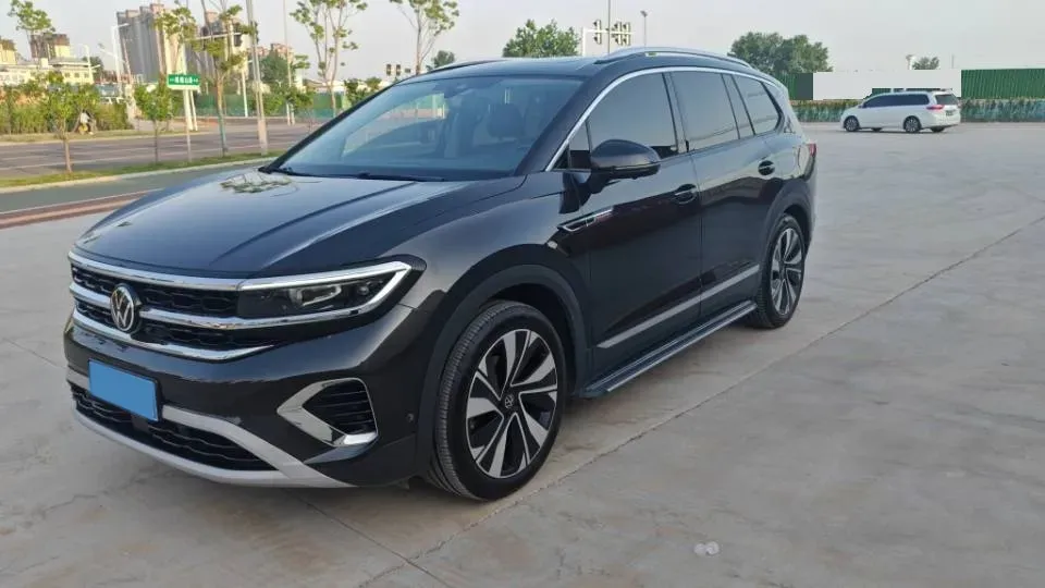2021 Volkswagen Talagon 2.0T 220HP L4 7DCT,autocango,china used car exporter,china ev exporter,chinese used car exporter,chinese used ev exporter