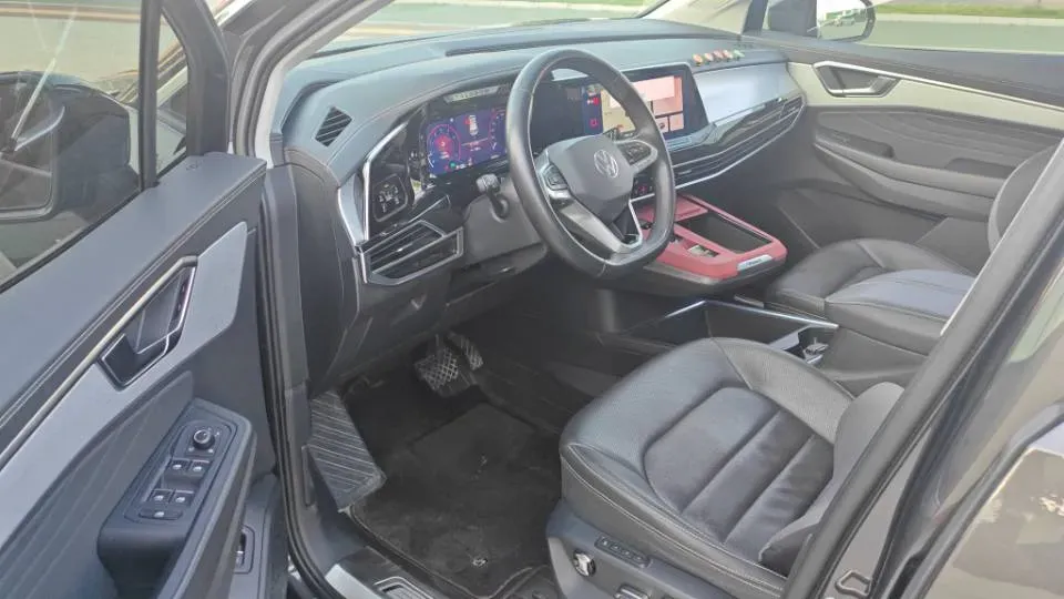 2021 Volkswagen Talagon 2.0T 220HP L4 7DCT,autocango,china used car exporter,china ev exporter,chinese used car exporter,chinese used ev exporter