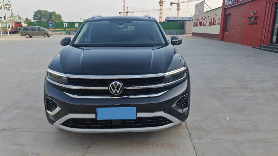 2021 Volkswagen Talagon 2.0T 220HP L4 7DCT,autocango,china used car exporter,china ev exporter,chinese used car exporter,chinese used ev exporter