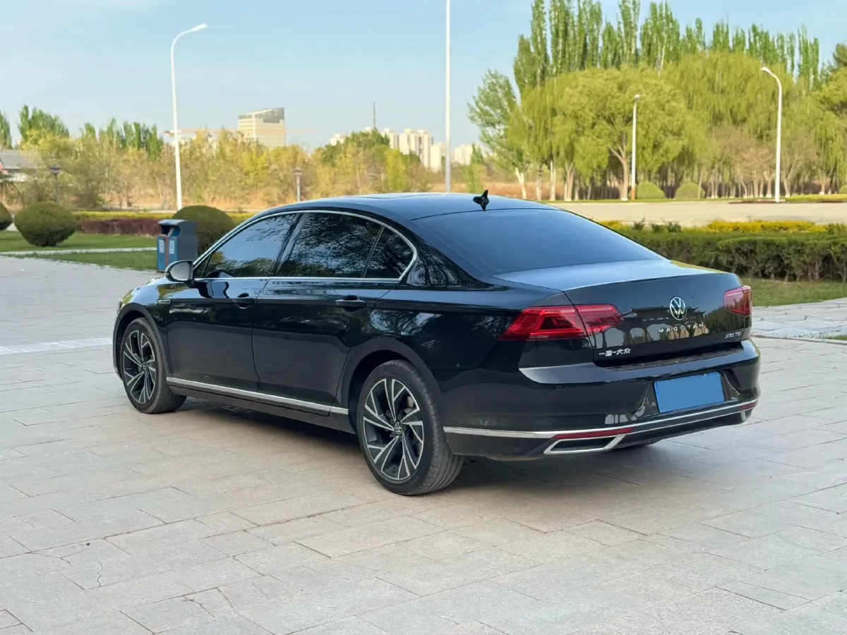 2023 Volkswagen Magotan 2.0T 186HP L4 7DCT,autocango,china used car exporter,china ev exporter,chinese used car exporter,chinese used ev exporter