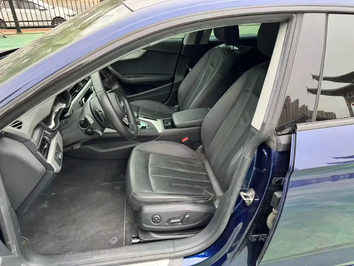 2019 Audi A5 2.0T 190HP L4 7DCT,autocango,china used car exporter,china ev exporter,chinese used car exporter,chinese used ev exporter