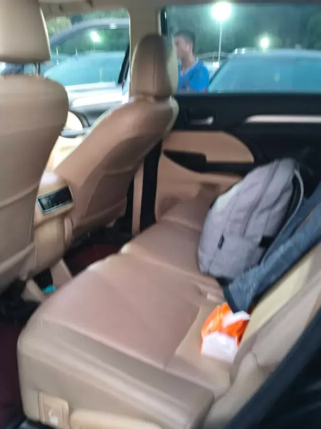 2018 Toyota Highlander 2.0T 220HP L4 6AT,autocango,china used car exporter,china ev exporter,chinese used car exporter,chinese used ev exporter