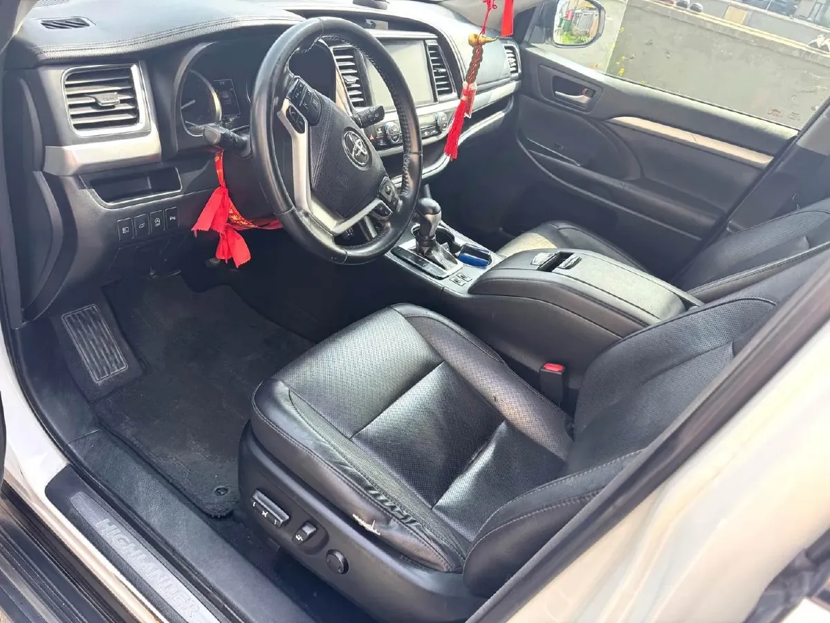 2018 Toyota Highlander 2.0T 220HP L4 6AT,autocango,china used car exporter,china ev exporter,chinese used car exporter,chinese used ev exporter
