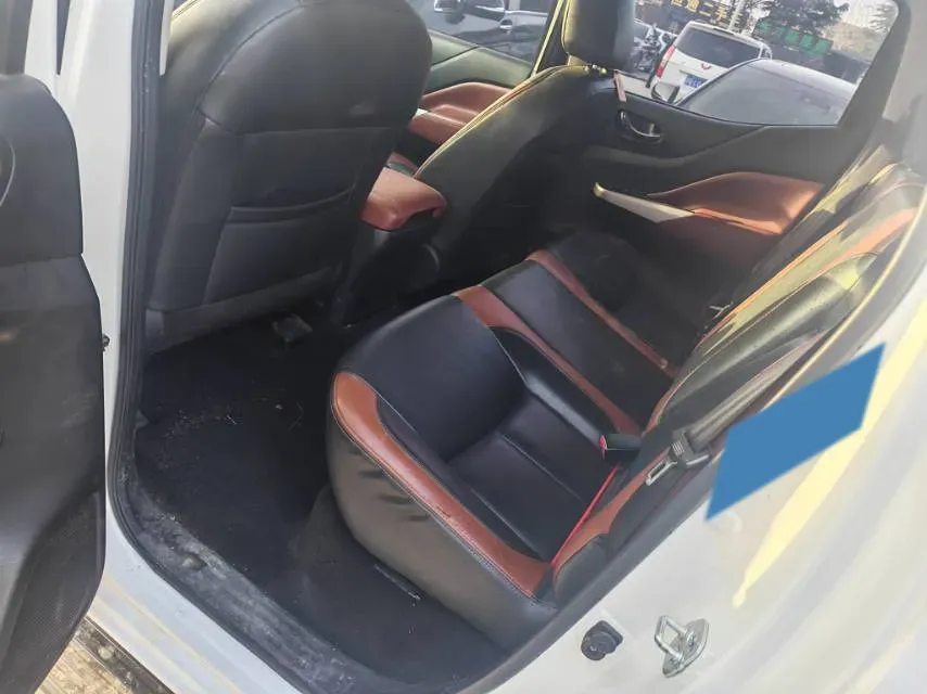 2020 Dongfeng RuiQi 6 2.3T 163HP L4 8AT,autocango,china used car exporter,china ev exporter,chinese used car exporter,chinese used ev exporter